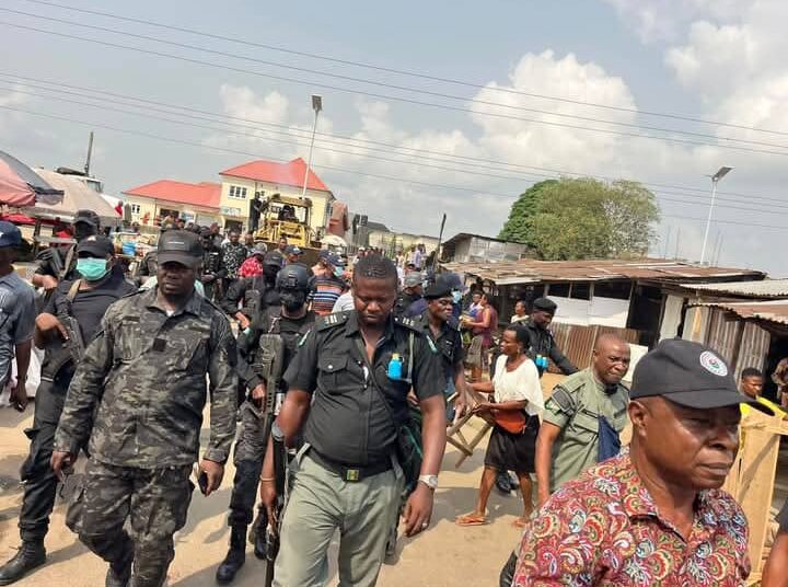 Akwa Ibom Cracks Down on Crime, Demolishes Criminal Hideouts in Uyo