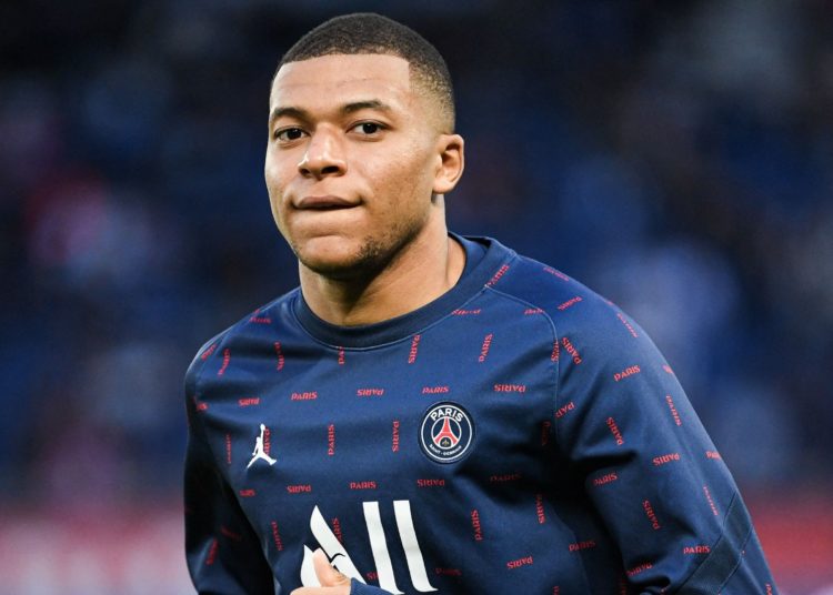 Mbappe Climbs to 2nd in Ballon d’Or Race